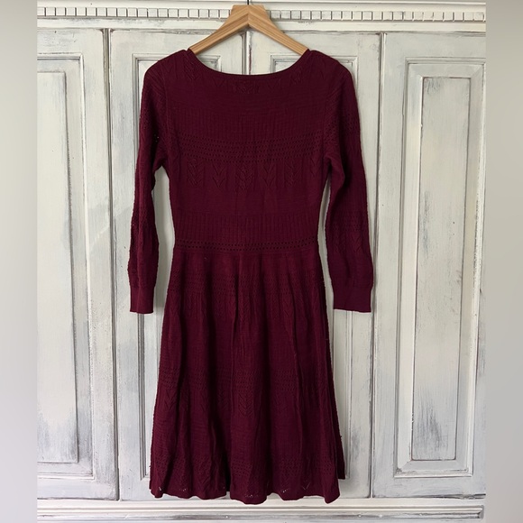 🟠AMERICAN EAGLE Lined Crochet Long Sleeve Boho Sweater Dress in Deep Wine SMALL - Picture 4 of 12